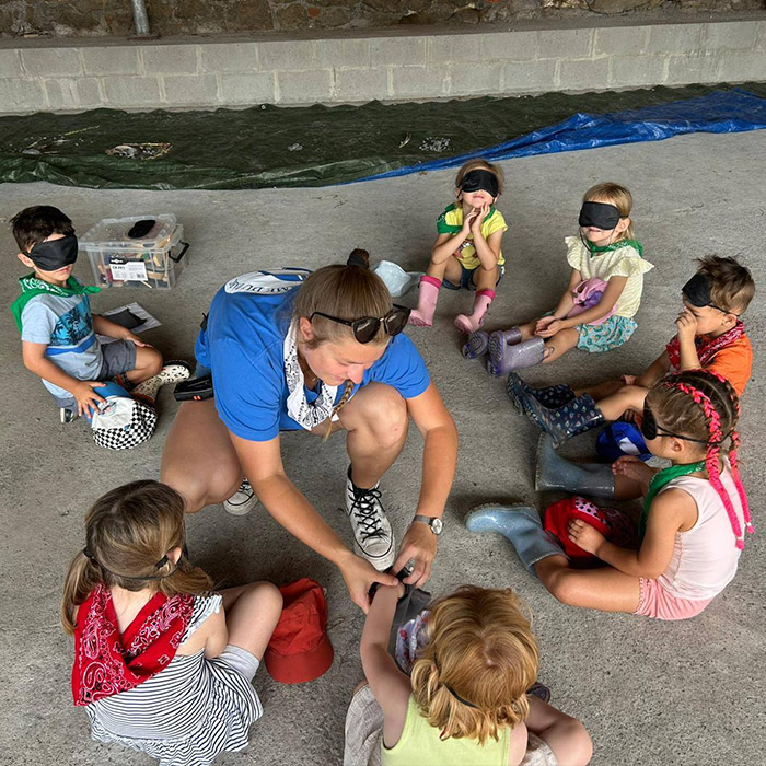 Stage à la ferme, anniversaires, plaines de vacances, visites familiales , la Ferme du Parc à seulement 15 minutes de Mons, Ath et Soignies